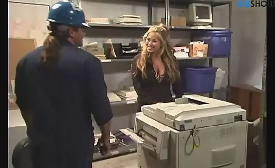 BlueCollar Worker Fucks Hard, Licks Pussy Takes Oral