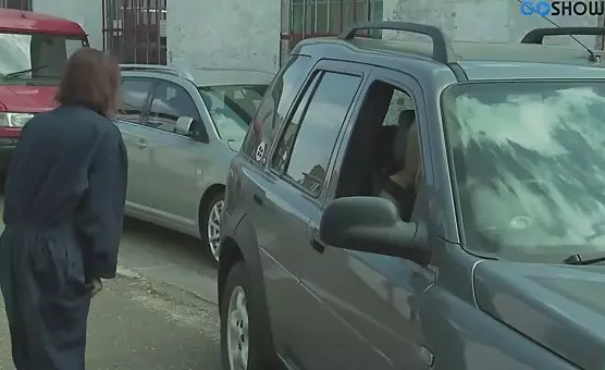 Shapely Ass and Mouth Service