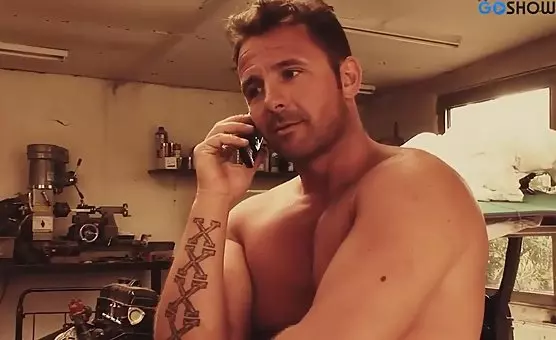 gay男同视频gv国产chinese帅哥男男gay - Muscular Guys Gangbang Her