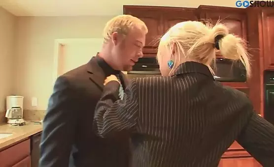 He fucked the bosss assistant